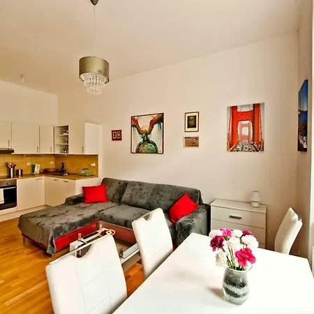 Center Of - Comfortable Home-like 아파트
